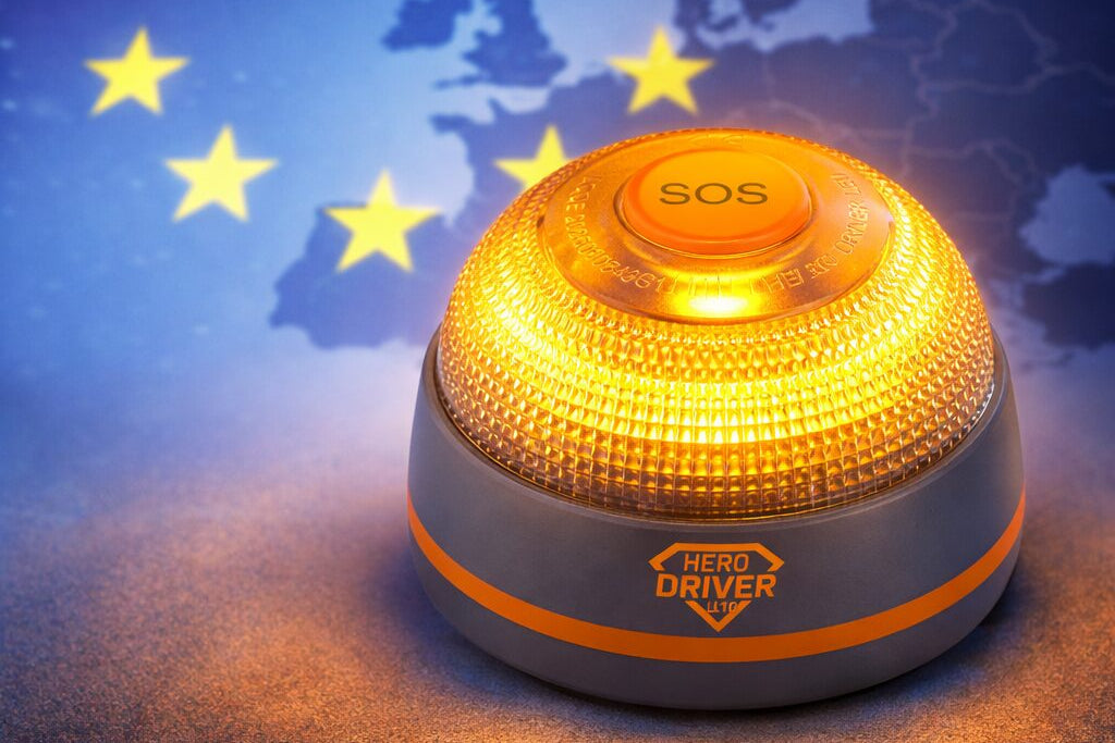 Baliza V16 en 2026: ¿sigue siendo obligatoria en España?